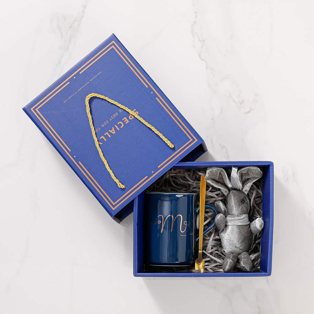 Creative Souvenir Mug Gift Box - Elegant Wedding & Bridesmaid Heartfelt Return Gift