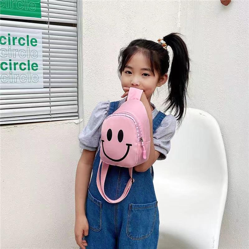 Koreanischer Stil Buchstabendruck Nylon Bauchtasche für Kinder, Niedliche Mini-Brusttasche, Modische Crossbody-Umhängetasche für Jungen und Mädchen