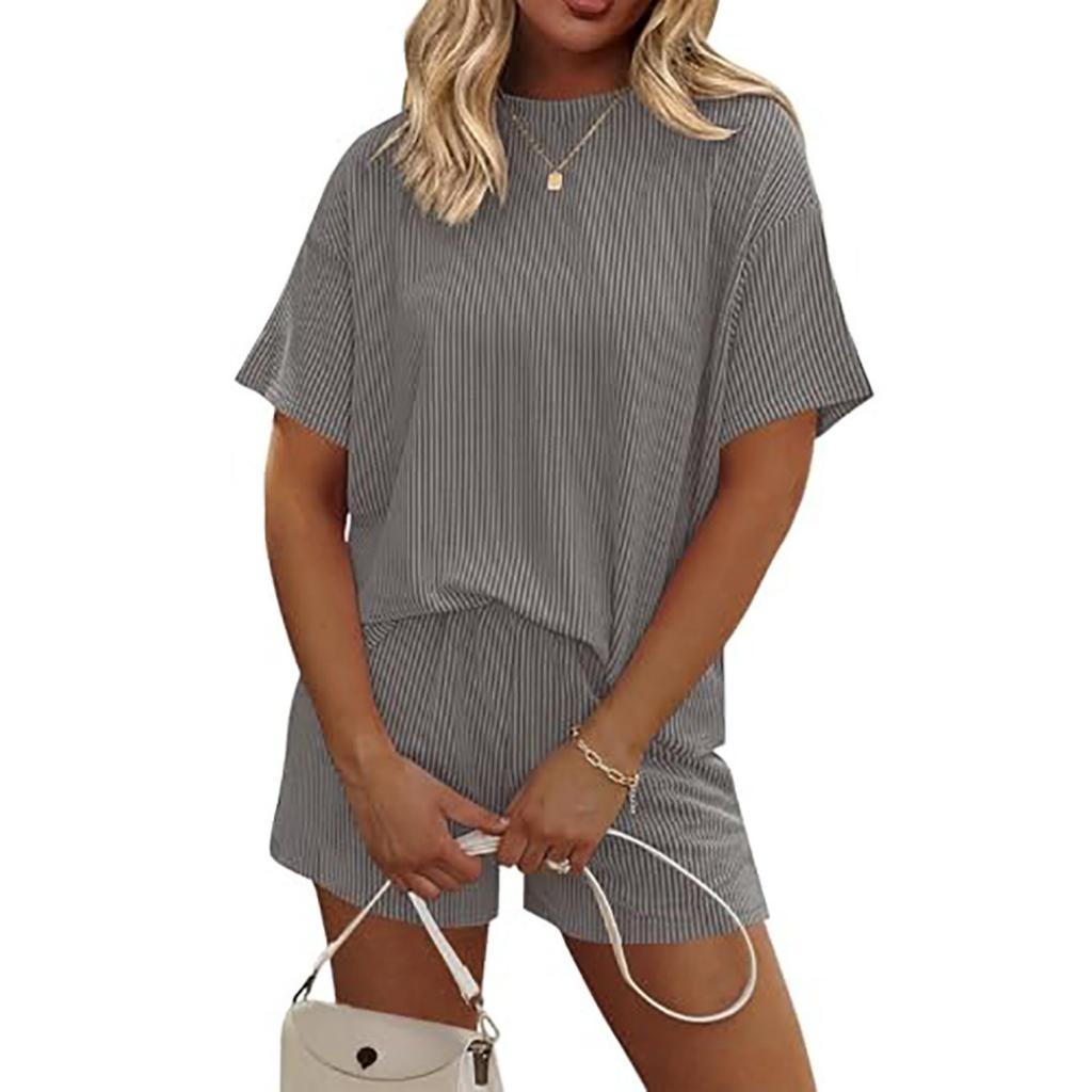 Stylish Striped Color-blocked Short-sleeved Loungewear Set For Women, Suitable For Wearing Outside.