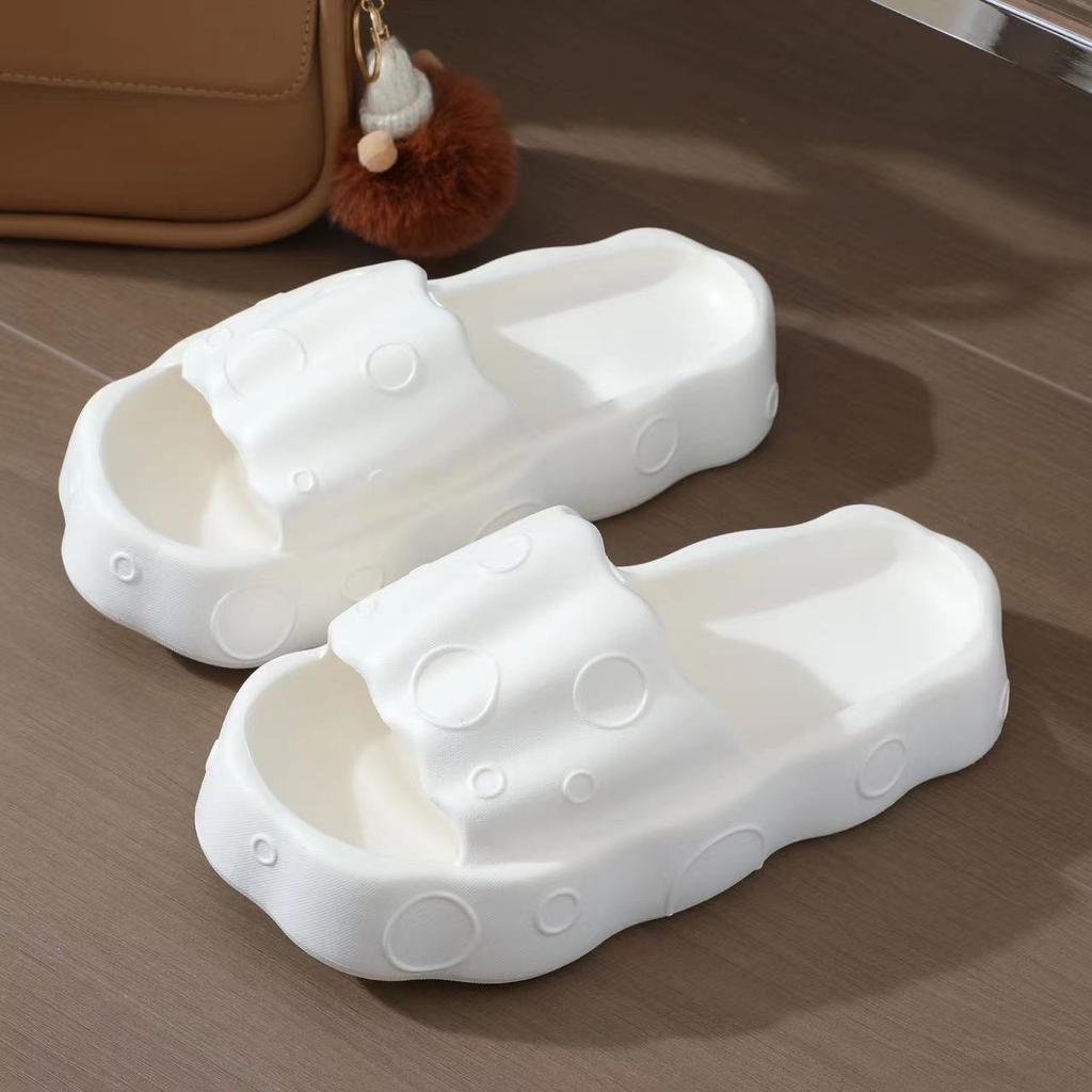 Slippers Women Wear Super Thick Soft Soles Step On Shit Feeling Summer Home Indoor Red Slippers Trend High-end Women's Shoes