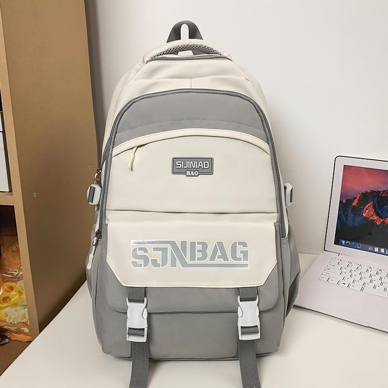 College Students  High School Students Girls Boys  Backpacks  Junior High School Students  Elementary School Students  Backpacks