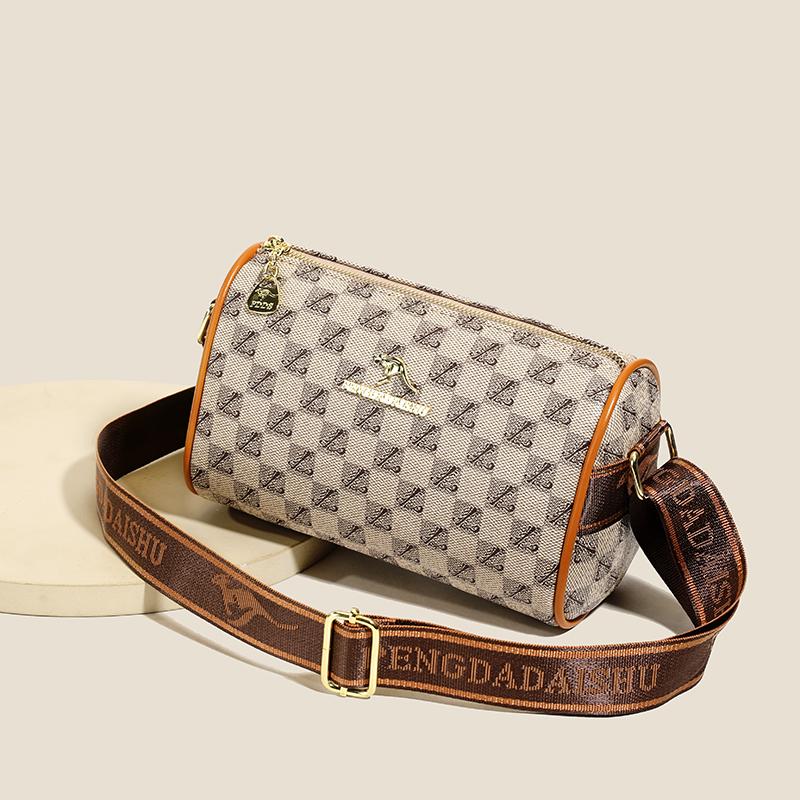 Striped fashionable and eye-catching versatile women's bag with large capacity and single shoulder strap design