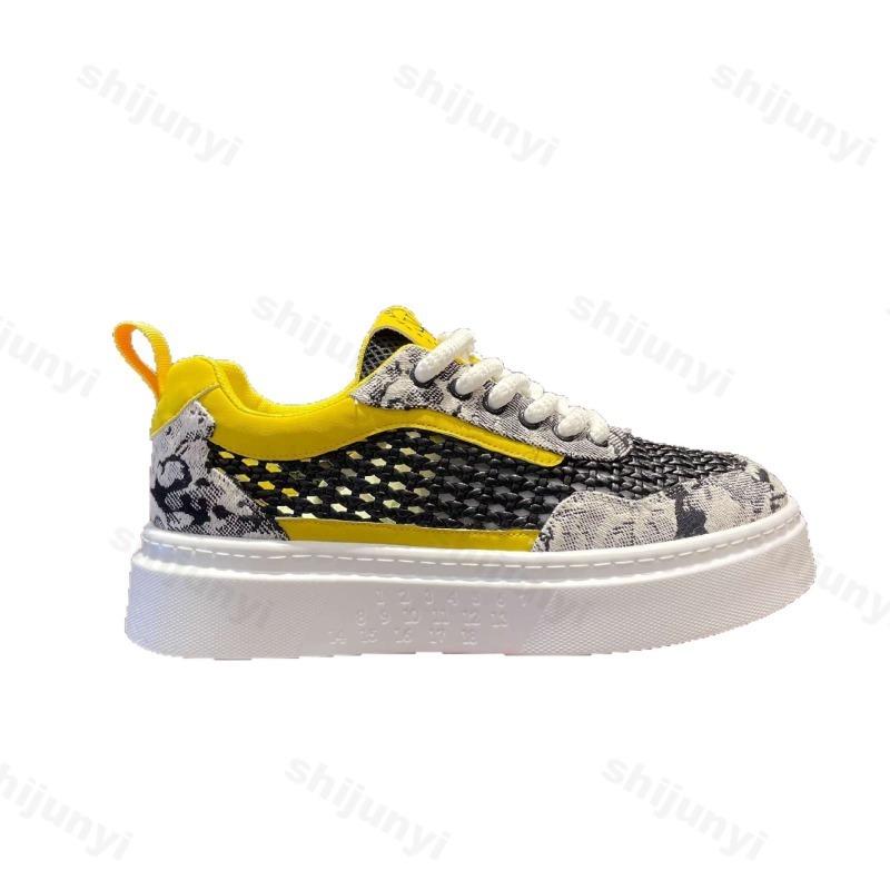 Men's Casual Sports Shoes 2025 Autumn Comfortable Non Slip Outdoor Sports Shoes Quality Soft Sole Fashion Skateboard Shoes