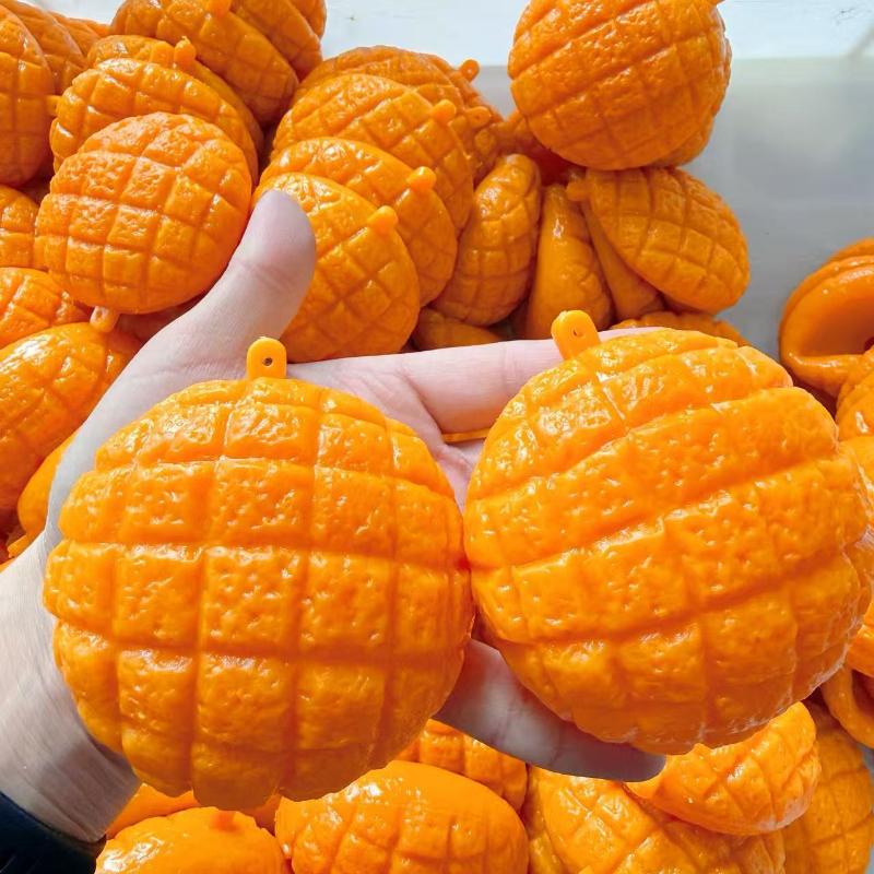 1Pcs Moldable Bounce Squeeze Ball Food-Shaped Stress Ball Pineapple Bun Toy Asmr Sensory Anti Stress Fidget Toys