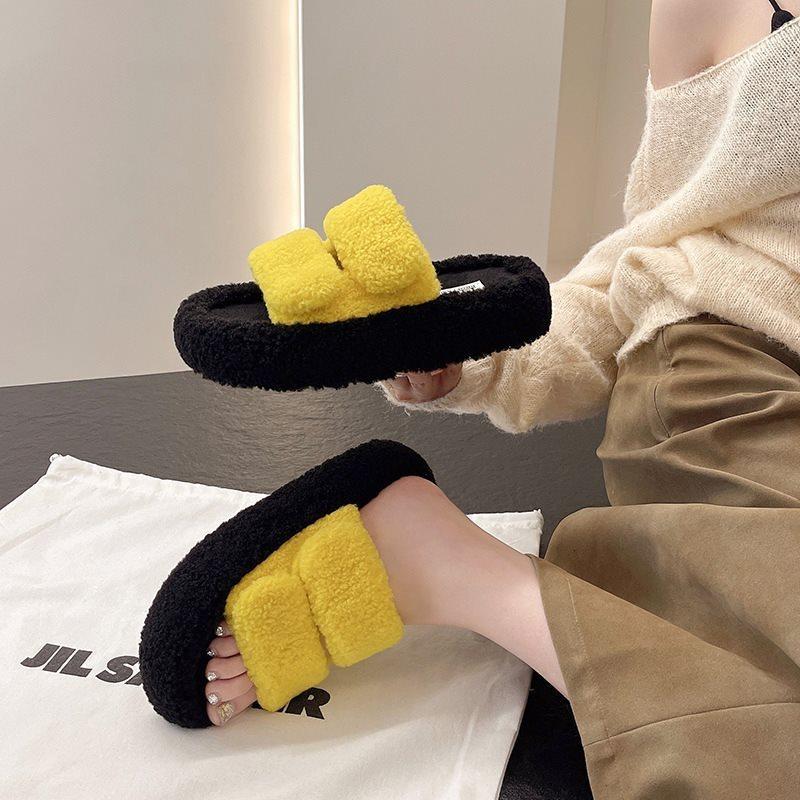 Temperament one-word drag fluffy slippers women's outerwear with platform shoes French skirt casual height increase new 2025 yellow