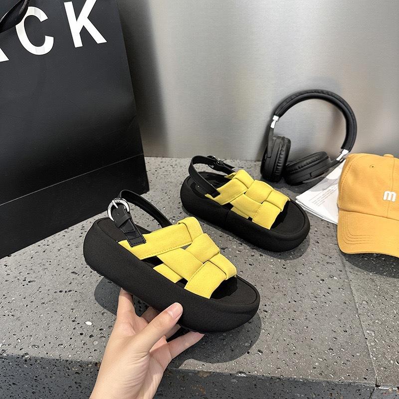 

With skirt platform woven sandals women s summer new fairy wear non-slip open-toed beach shoes 35 жёлтый