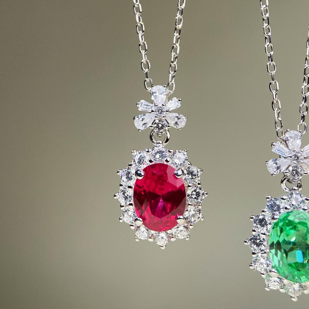 Luxury 18K White Gold Solid Platinum PT950 Women's Pigeon Egg Red Diamond Blue Diamond Pendant Necklace Clavicle Chain