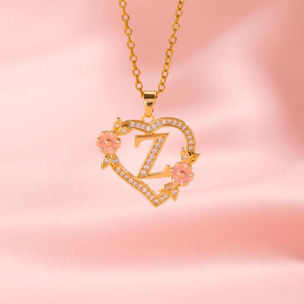 Trendy Luxury Heart and Flower Pendant Necklace for Women