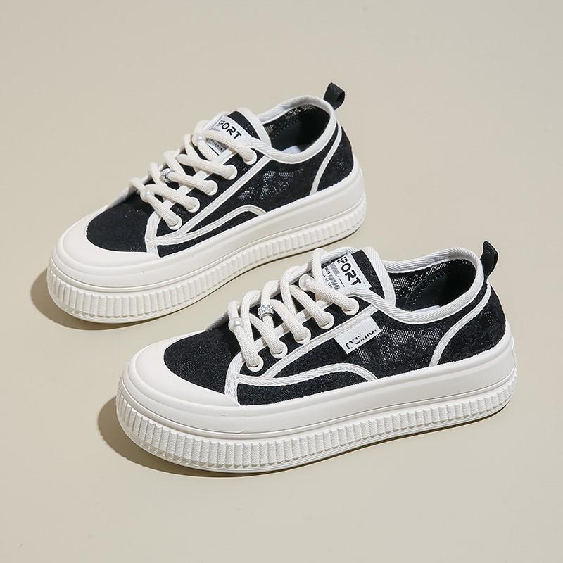 Niche design sense lace net white shoes women's summer breathable net shoes 2025 new casual board shoes canvas shoes