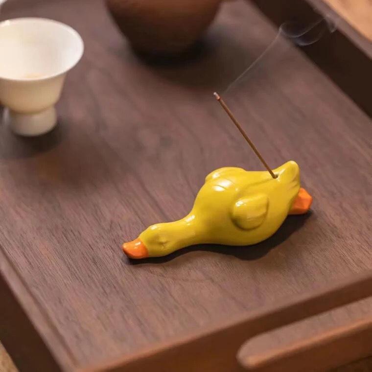 

Ceramic Creative Incense Burner Cute Cartoon Town Paper Line Incense Burner Study Office Tea Room Decoration Small Ornaments
