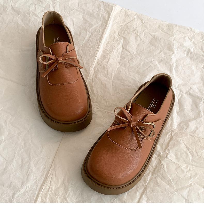 Retro hvit britisk stil plattform små skinnsko dame 2025 nye vår og høst med skjørt Mary Jane Love single sko
