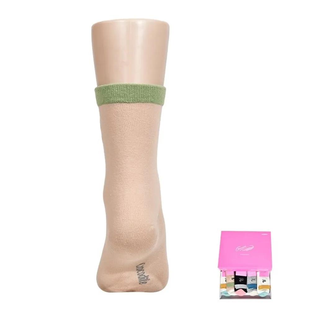 Crocodile Pastel-toned Women's Embroidered Mid-calf Socks