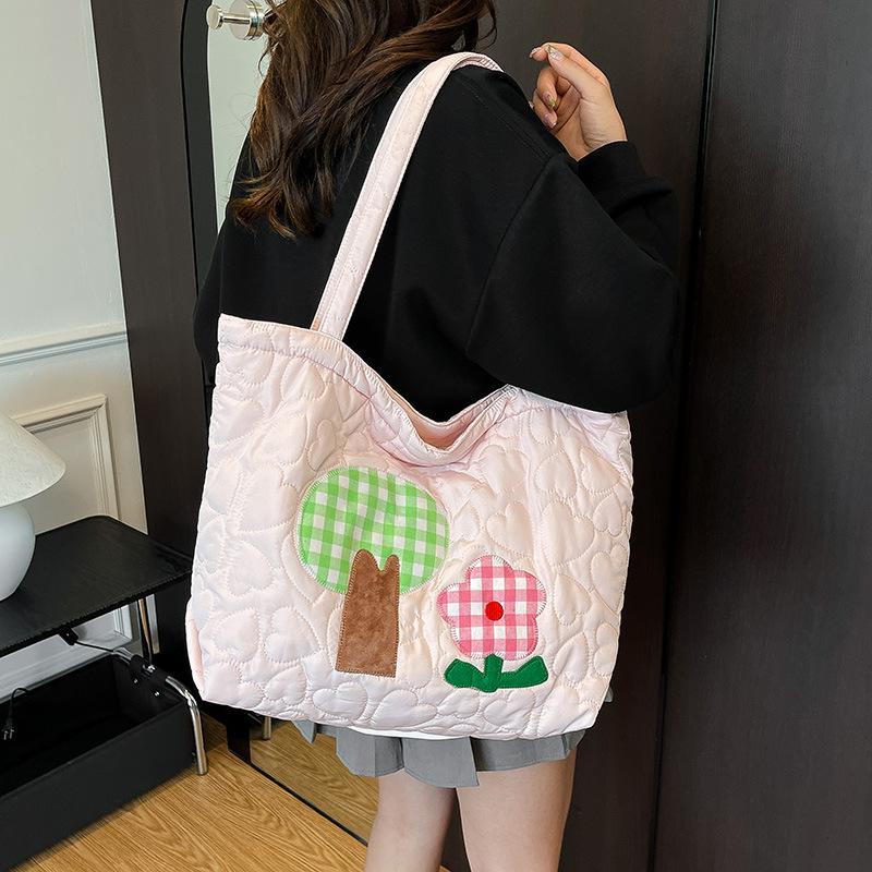 Korean Version of Padded Shoulder Bag, Cute and Sweet Summer New Large-capacity Tote Bag, Zipper Model, Embroidered Plaid.