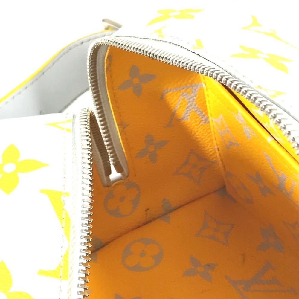 Louis Vuitton M24536 Monogram Glow Locker Dopp-Kit Pouch Clutch bag