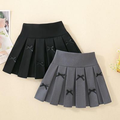 Gonna a pieghe tinta unita stile Accademia per bambina, Collezione Primavera/Autunno 2025