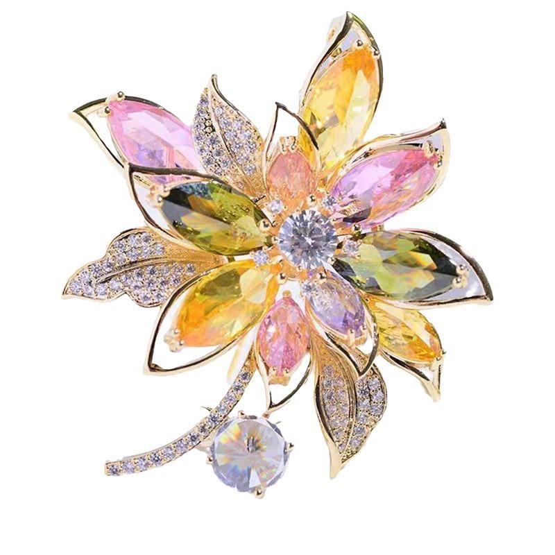 Broche en cuivre zircon de couleur haut de gamme pour costume, manteau, accessoires de vêtements, broche à fleurs