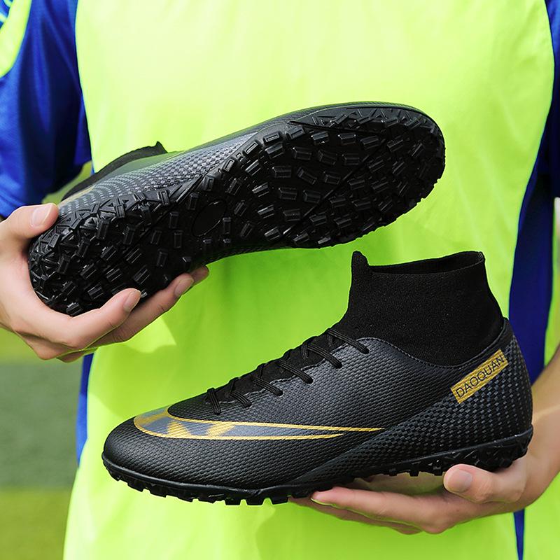 Men's and Women's Non-Slip Outdoor Soccer Cleats with Long Spikes for Turf Training