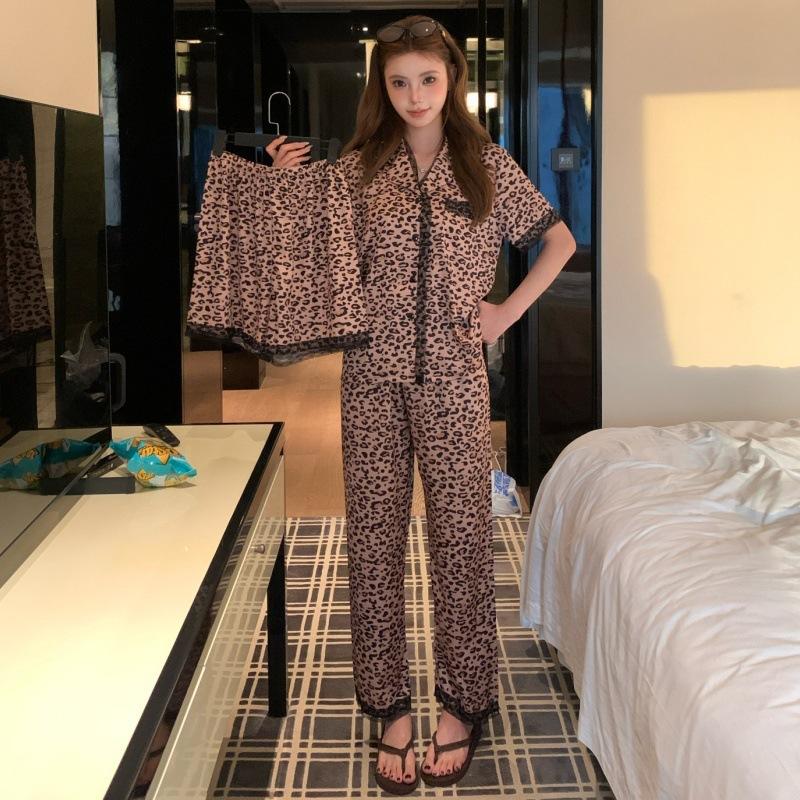 1011 summer ice silk pajamas women's high-end short-sleeved shorts and trousers three-piece set can be worn outside loungewear