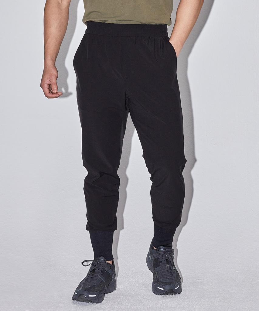 Musinsa Standard Sports Moveright Squat Jogger Pants (2 Colors)