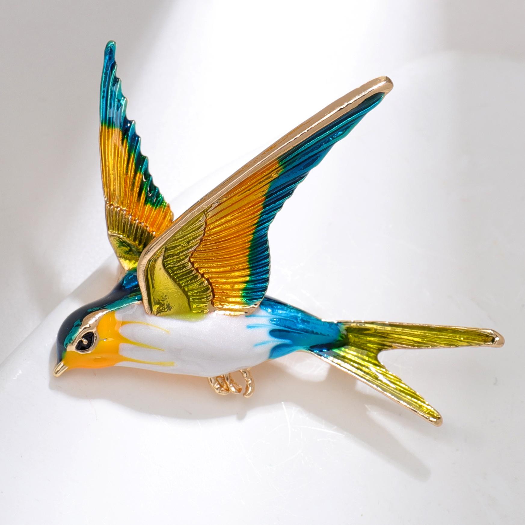 

Корейська брошка Ластівка: Милий мультяшний дизайн зі стразами та обробкою масляною краплею