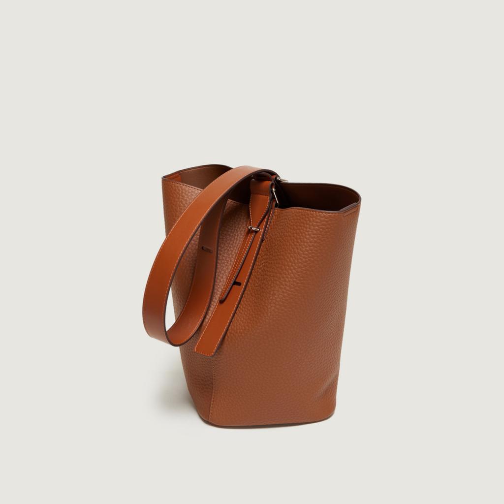 Bucket Bag, New Retro Fashion Bag, Commuting Large Capacity Bag, High-end Feeling, Mother Child Shoulder Bag, Women's Bag