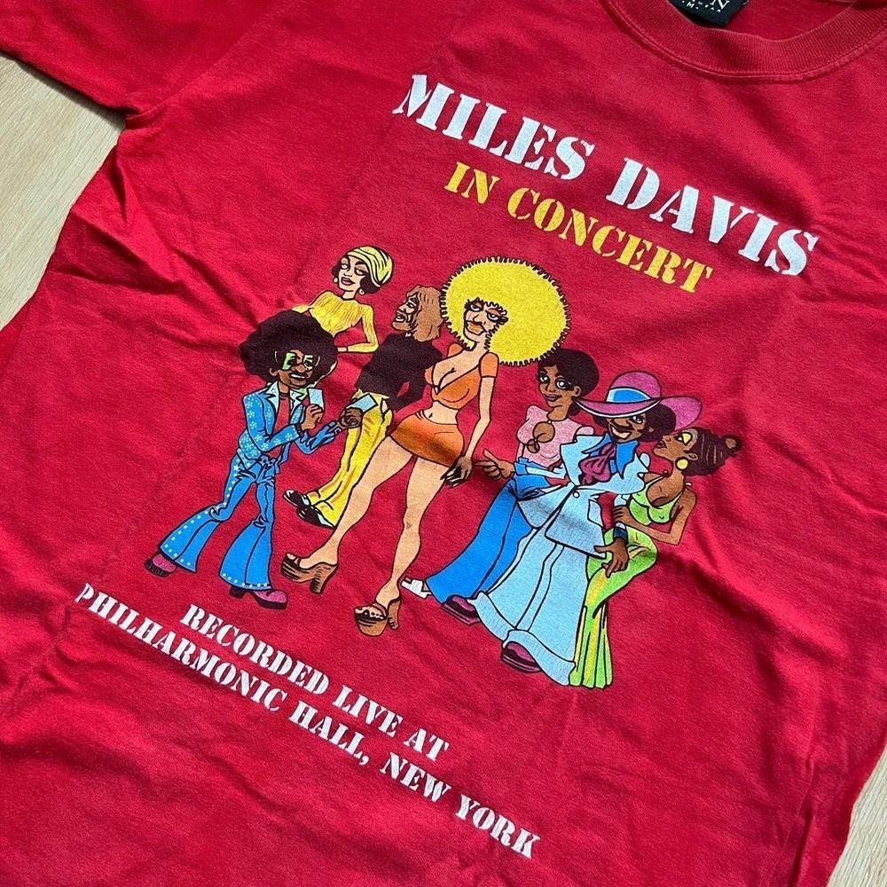 Miles Davis Cotton Red Unisex T-shirt S-5XL US225 Unisex T-Shirt S