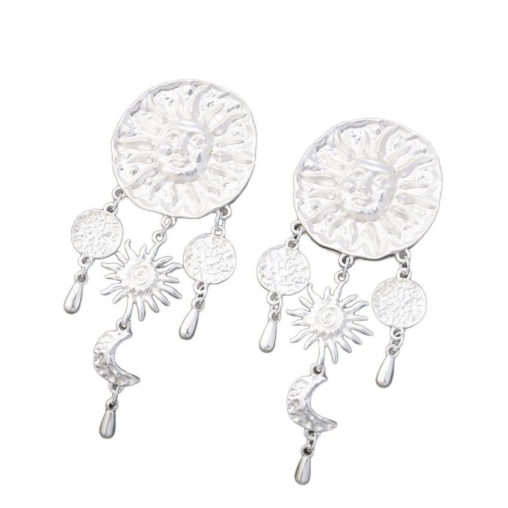 Gilded Sun Moon Tassel Earrings, Retro Astrology Embossed Niche Women Ear Ornaments
