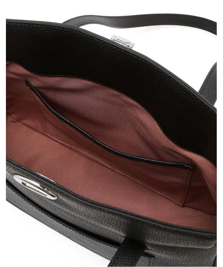 Daks Womens Accessories Black Lock-Detail Flap Shoulder Bag M_Dcba6E941Bk