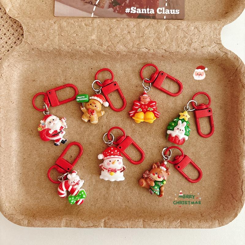 Cartoon Christmas Keychain Cute Santa Snowman Elk Keyring Xmas Party Favors Bag Pendant New Year Gift