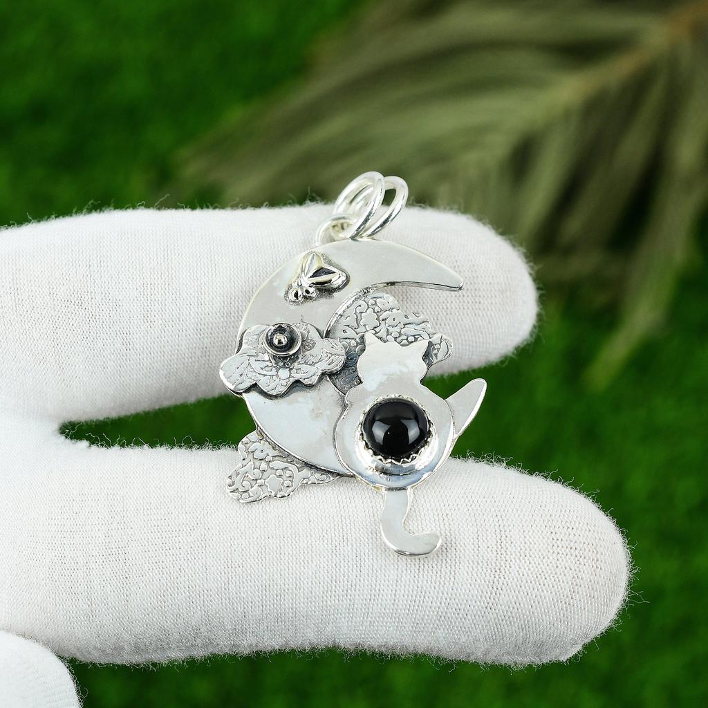 Black Onyx Gemstone Ethnic Engagement Wife Artisan Wedding Pendant 925 Silver