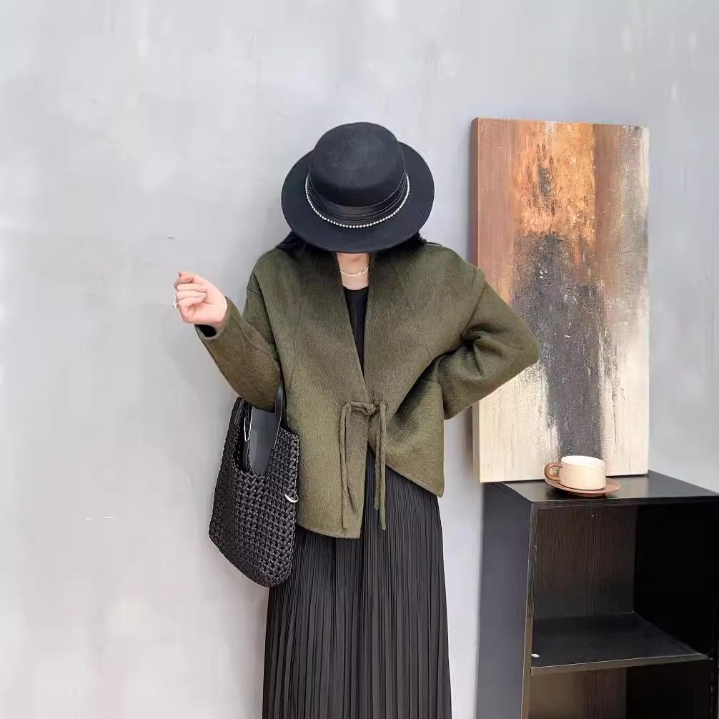 

Новое осенне-зимнее двухстороннее шерстяное пальто короткое корейское свободное повседневное шерстяное пальто M зелёный