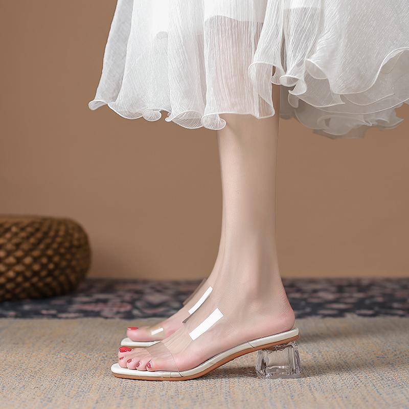 Transparent sandals women's summer outer wear 2025 new flat-bottomed medium heel thick heel crystal high heels one-word sandals women's shoes