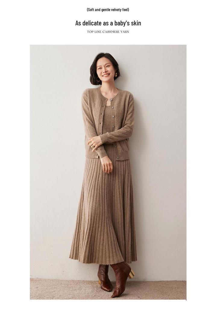 2024 Autumn/Winter Women's Round Neck Cashmere Jacquard Sweater - Versatile Loose Knitwear Cardigan