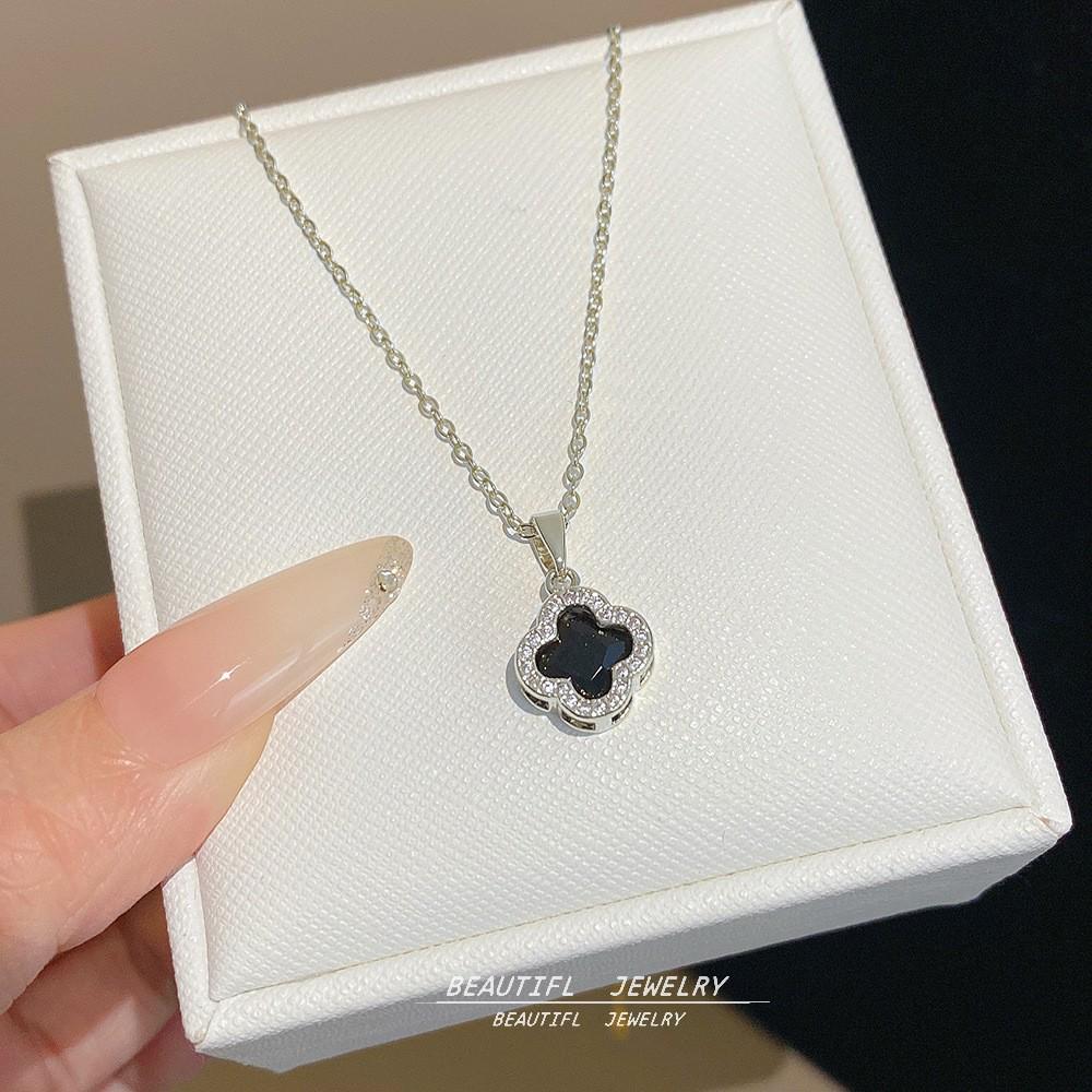 18K Gold Titanium Rhombus Clavicle Chain Necklace - Women’s Trendy Geometric Choker Pendant