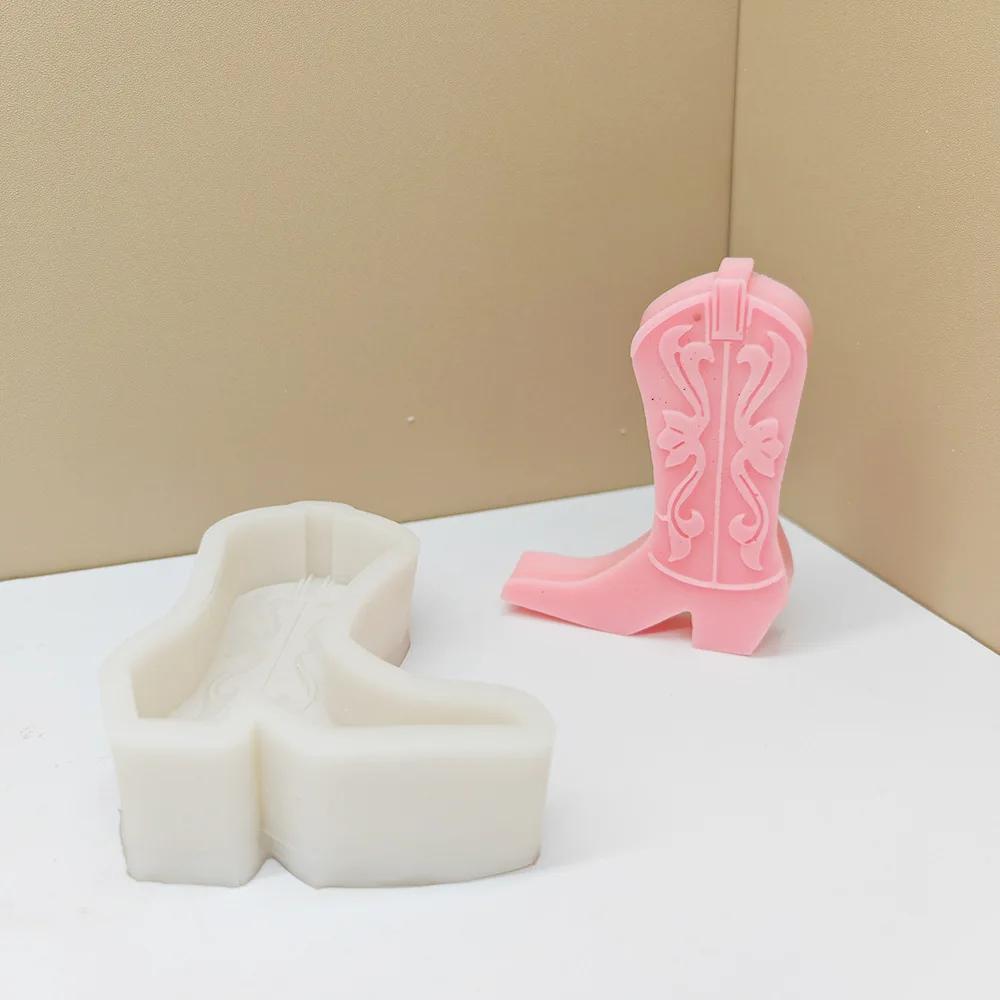 DIY 2D Cowboy Boot Shaped Candle Silicone Mold Carved Pattern Shoes Resin Gypsum Mold Christmas Decoration Gift
