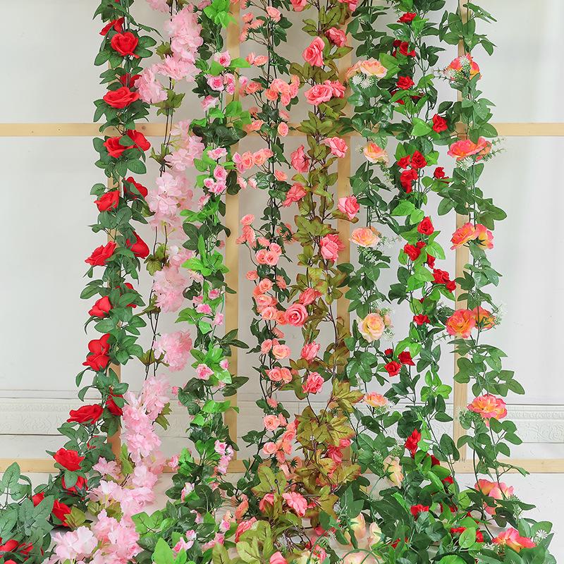 Künstliche Kirschblütenranke - Seidenblume mit 45 Rosenknospen zur Decken- oder Wandhängedekoration