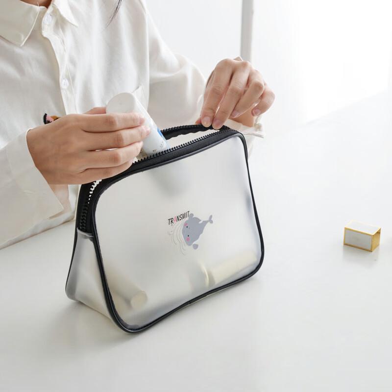 Banzheni Portable Toiletry Bag