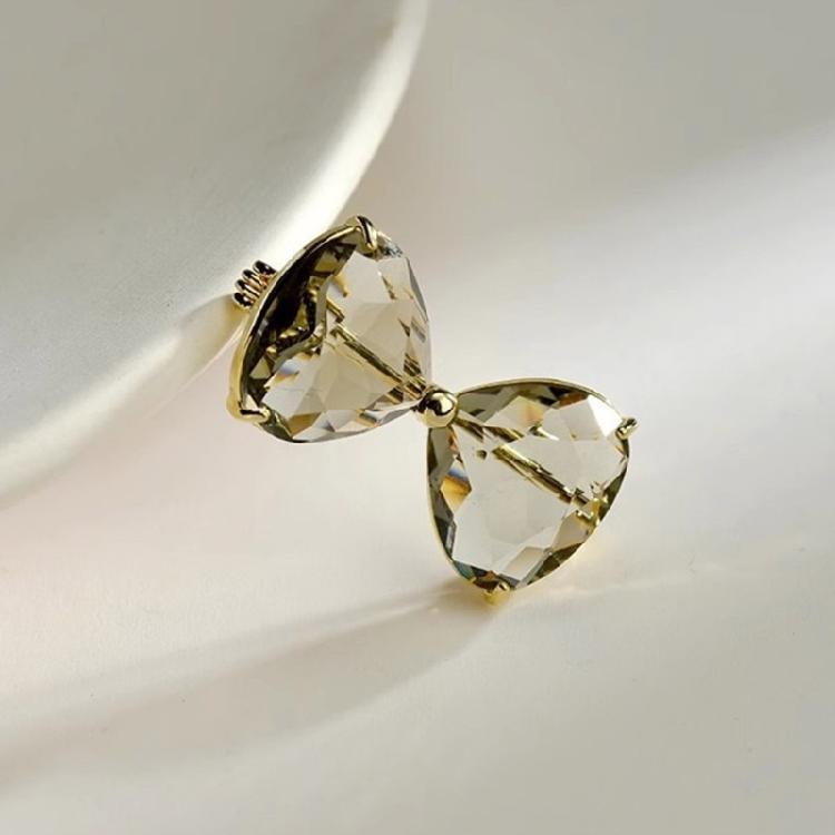 Stylish Crystals Bowknot Pin Comfortable Alloy Accessory With Fasteners for Formal Wear