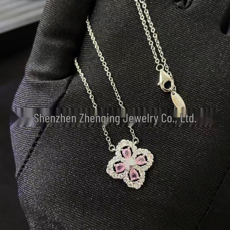 Women s Premium Handmade Clover Necklace, Luxurious Diamond-Set, Classic Best-Seller, Elegant Design, Light Luxury, Collarbone Chain 18K