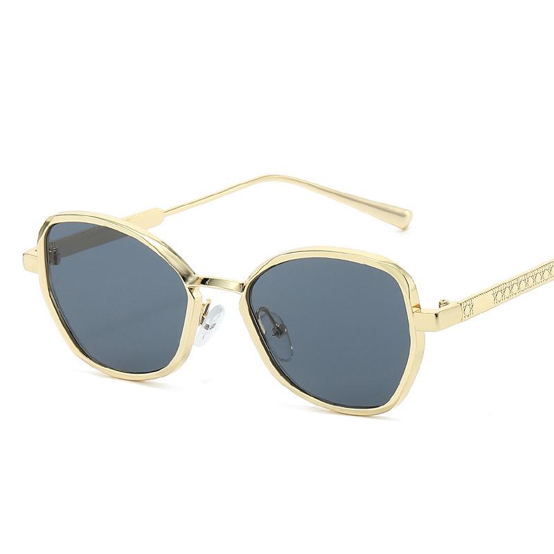 

Retro Square Sunglasses Women Luxury Metal Large Frame Sunglasses Men Fashion Black Lens Glasses Outdoor Driving Sunglasses UV