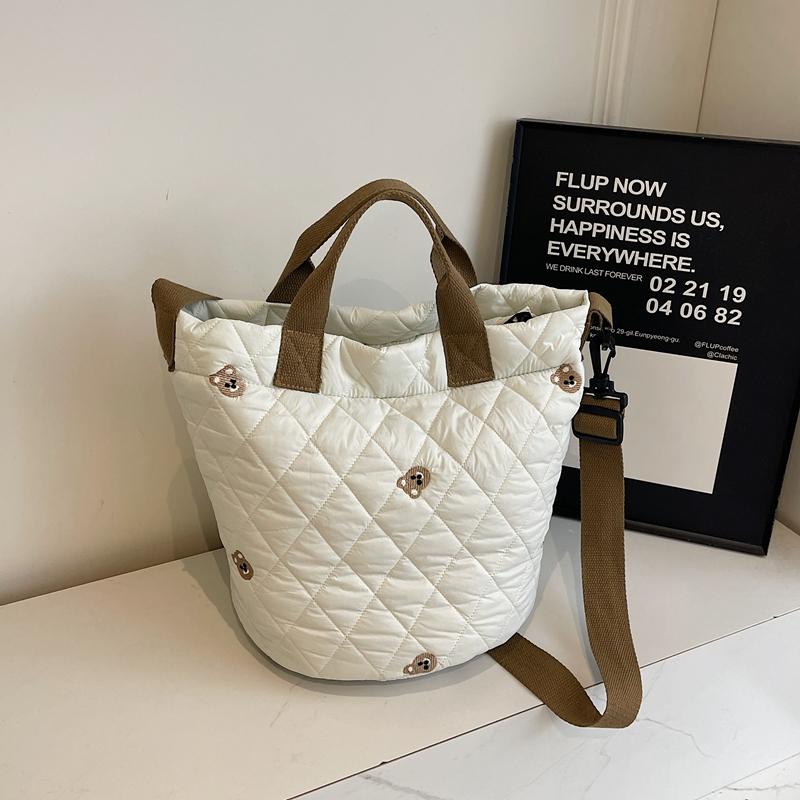 Большая вместительная сумка-тоут для учебы — фото 13