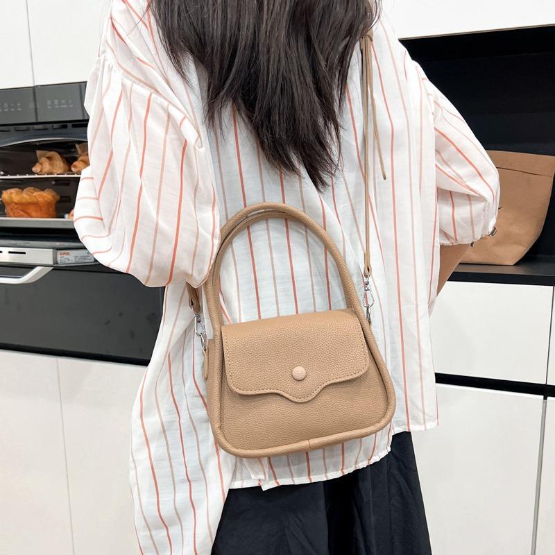 Niche design hand carry handbag new versatile saddle bag shoulder messenger bag women