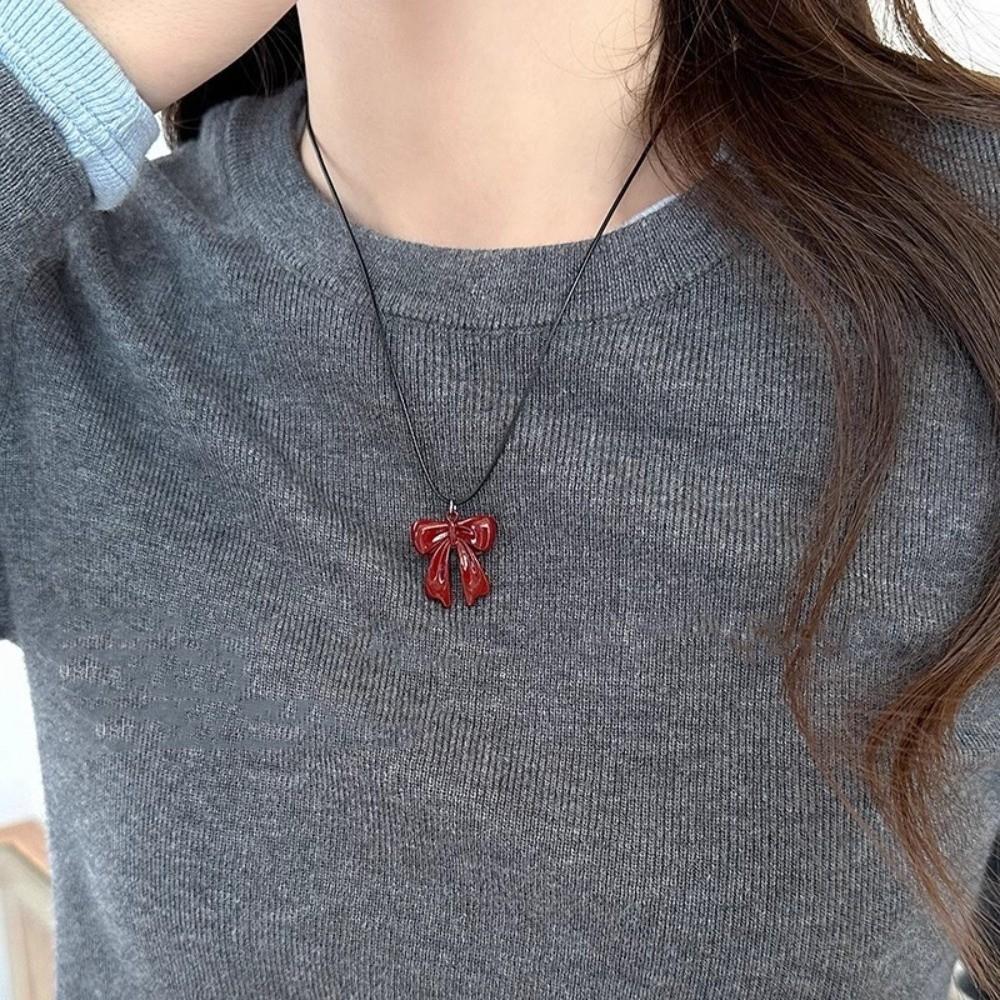 Sweet Leather Rope Necklace Red Clavicle Chain Gift Bowknot Pendant Necklace Fashion