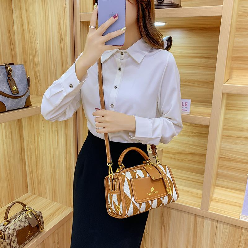 2023 New Fashion sjakkbrett puteveske Enkel skulder Crossbody håndveske Stor kapasitet Uformell