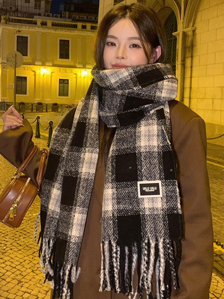 Women Plaid Print Knitted Scarf Headscarf Ladies Casual Sweet Tassel Warm Scarve Mujer Wrap Shawl Student Young Girl New Winter