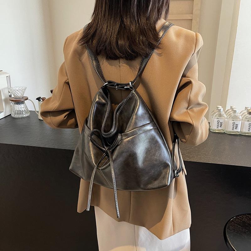 Niche versatile large-capacity tote bag women's 2025 new fashion bow underarm bag retro shoulder messenger bag