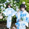 Dámské japonské kimono a yukata šaty pro formální fotografování