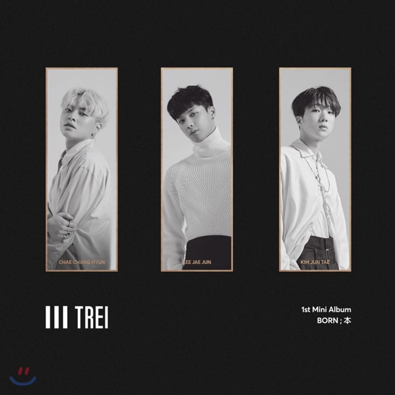 

TREI - 1st Mini Album: BORN; Book