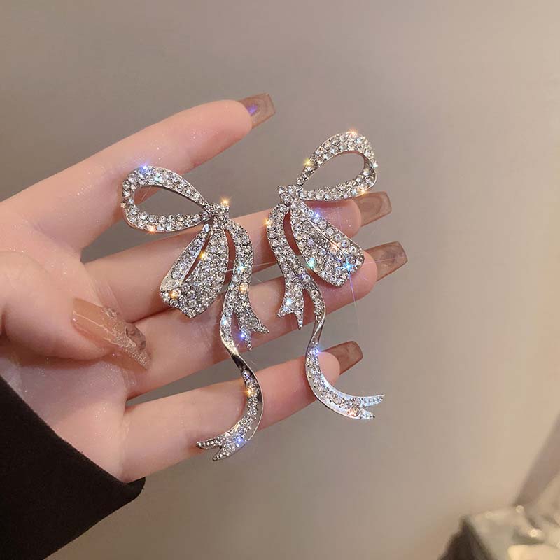 

Luxury Full Rhinestone Bowknot Pendant Earrings for Women Exaggerated Elegant Ribbon Bow Long Tassel Earrings Wedding Zircon