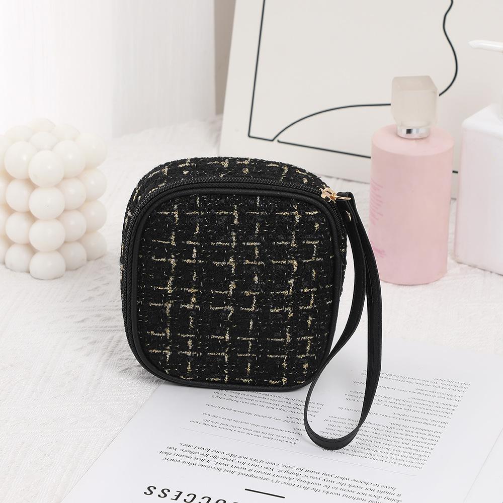 

1Pc Small Cosmetic Lipstick Tampon Data Cable Travel Portable Storage Bag Women Purse Handbags Pouch in Make Up Bags Organizer чёрный